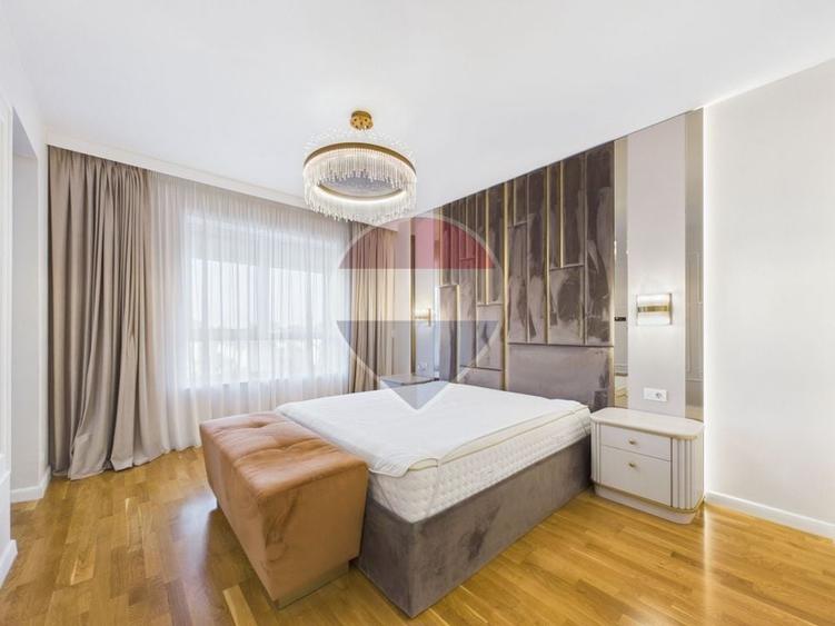 Apartament cu 4 camere decomandat, mobilat în Agronomie