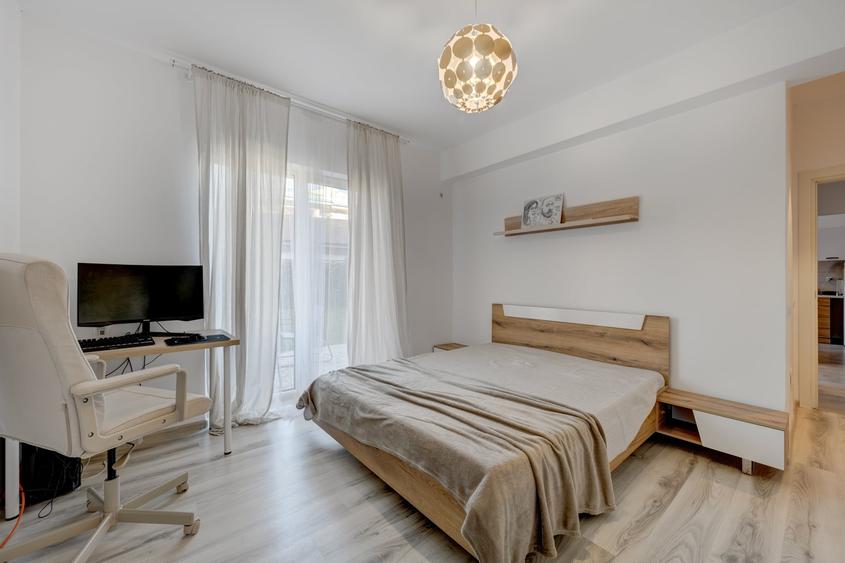Apartament cu 3 camere decomandat în Ștefăneștii de Jos