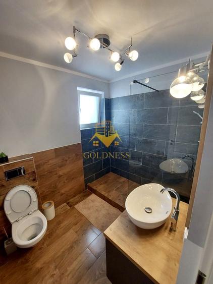 Apartament cu 2 camere semidecomandat, mobilat în Florești
