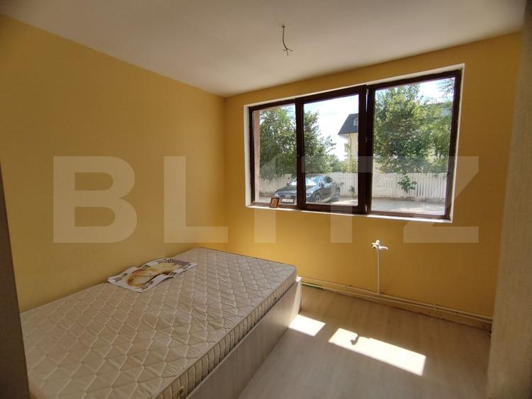 Apartament cu 3 camere nedecomandat în Valea Adâncă