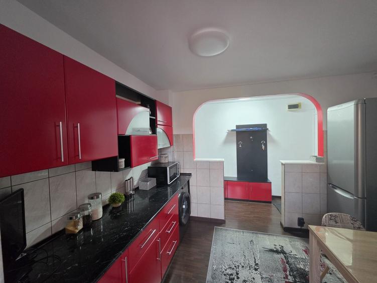 Apartament cu 2 camere decomandat în Lotrioara