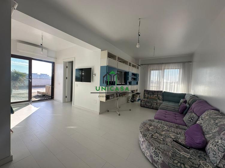 Apartament cu 4 camere decomandat, mobilat în 1 Mai