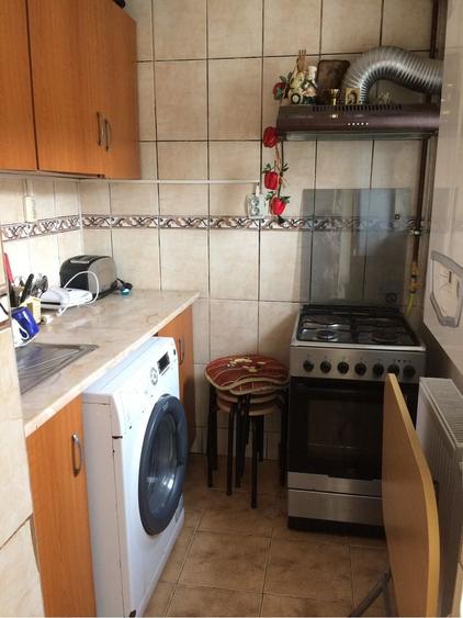 Apartament cu 2 camere decomandat în Exterior Vest