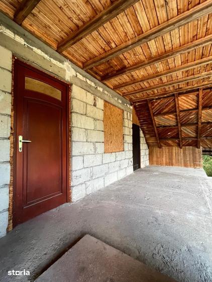 Casă cu 3 camere cu Teren 250 Mp în Morărești