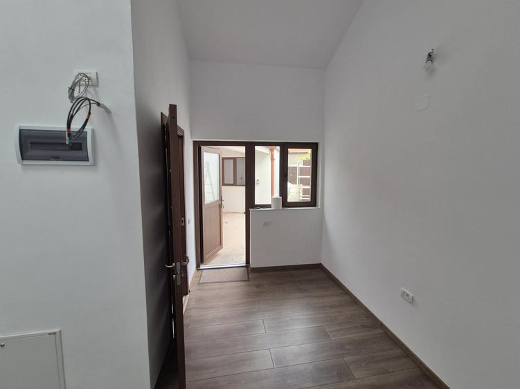 Casă cu 2 camere în Oșorhei