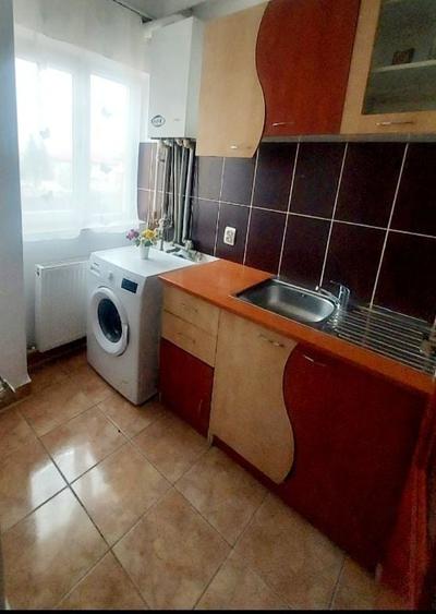 Garsonieră decomandată în Fundeni