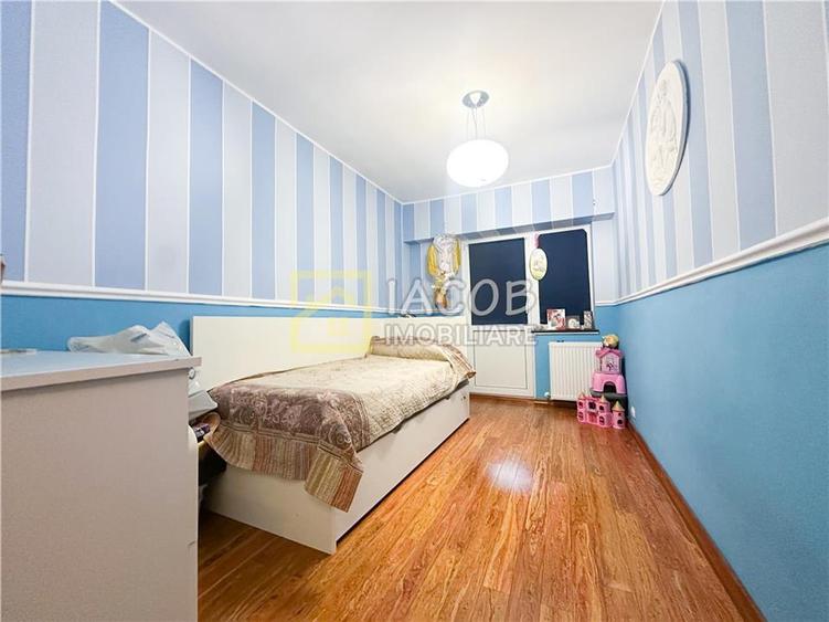 Apartament cu 3 camere decomandat în Orizont