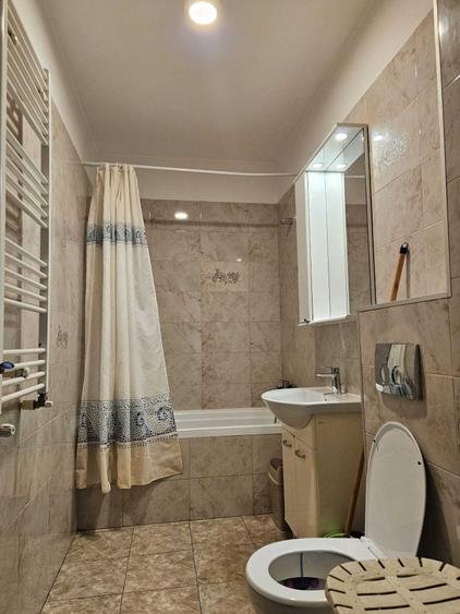 Apartament cu 2 camere decomandat în Sud