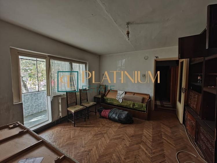Apartament cu 2 camere semidecomandat în Aradului