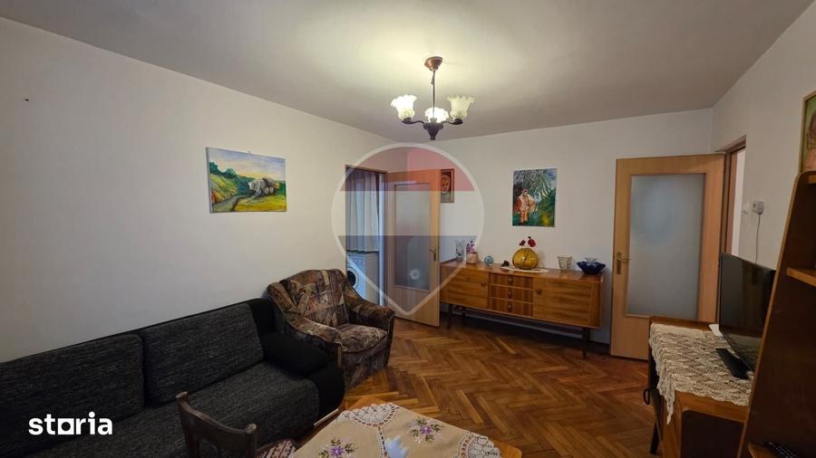 Apartament cu 2 camere semidecomandat în Central