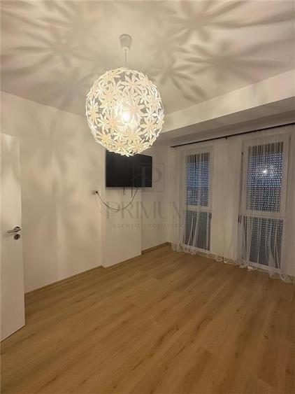 Apartament cu 2 camere semidecomandat, mobilat în Aradului