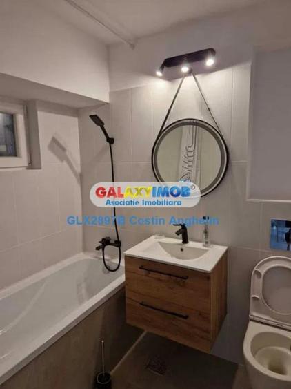 Apartament cu 3 camere decomandat în Splaiul Unirii