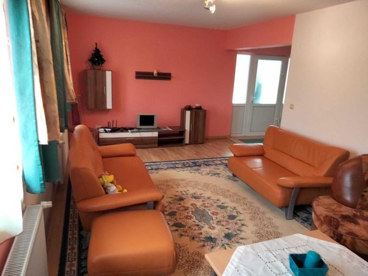 Casă cu 4 camere în Șagu