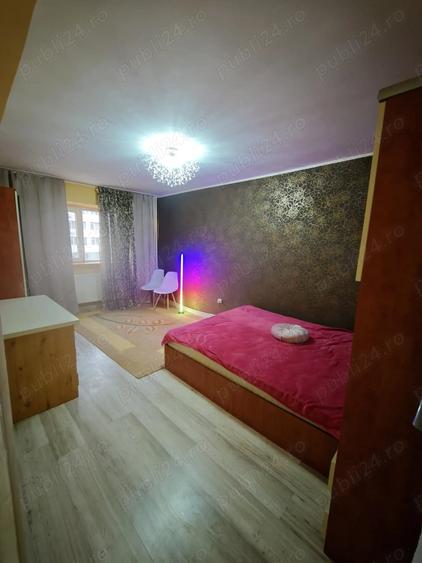 Garsonieră decomandată în Micro 20