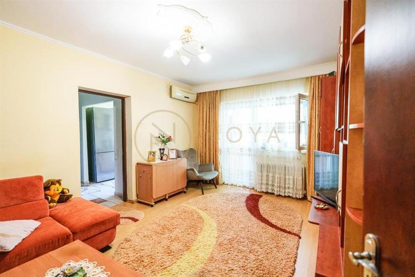 Apartament cu 4 camere decomandat în Crângași