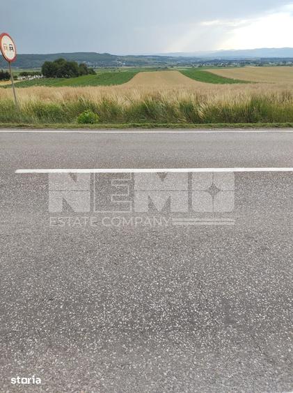 Teren de 1240 mp, în Cacica