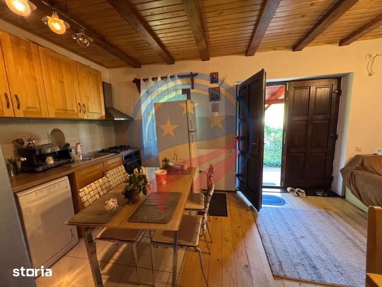Casă cu 3 camere cu Teren 1603 Mp în Butoiești