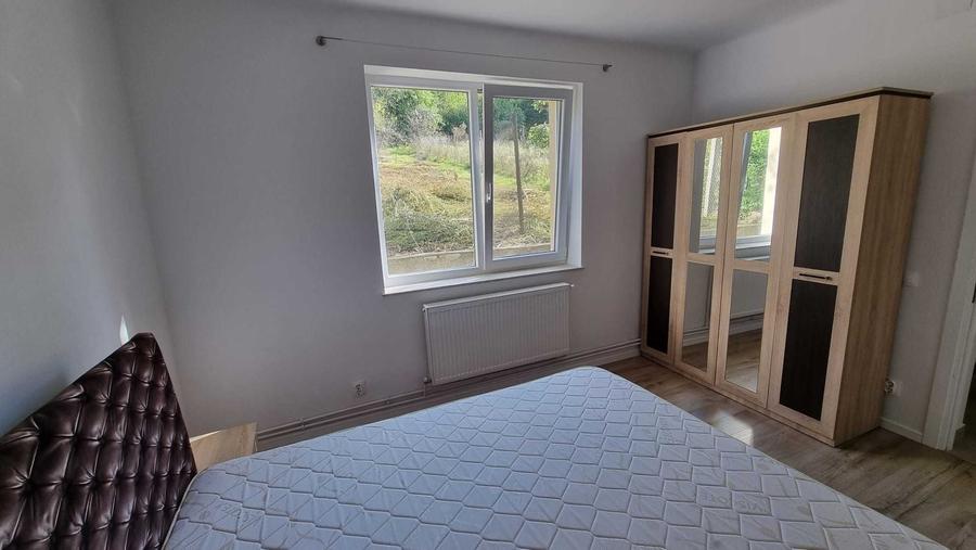 Casă cu 3 camere cu Teren 400 Mp în Gruia