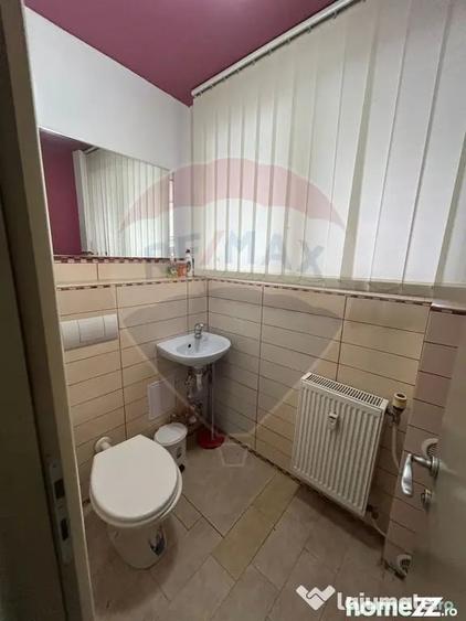 Spațiu comercial, de 42 mp, în Central