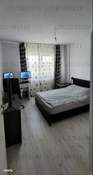 Apartament cu 3 camere decomandat în Tractorul