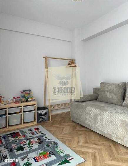 Apartament cu 3 camere decomandat în Terezian