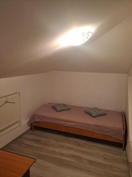 Casă cu 3 camere în Central