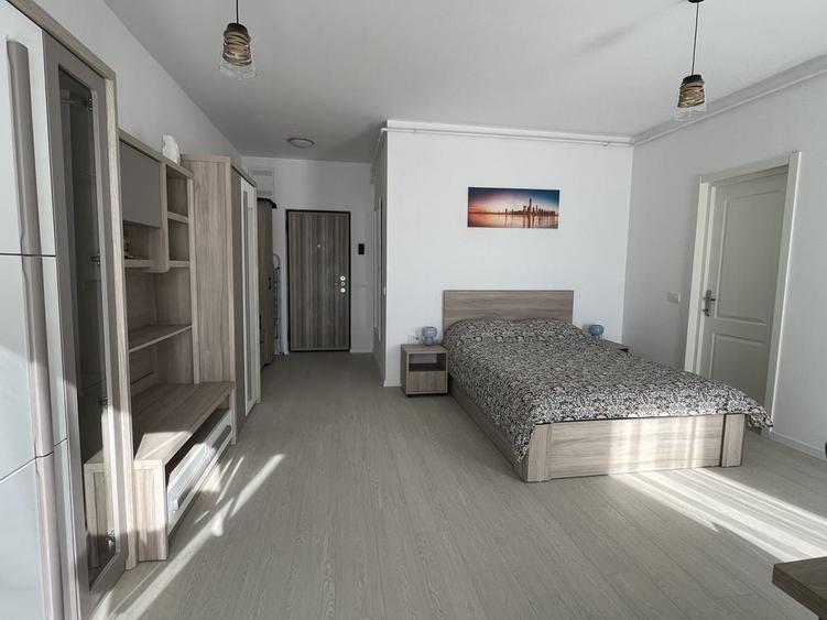 Garsonieră decomandată în Central