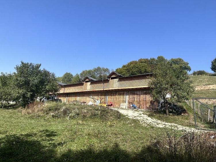 Spațiu comercial, în Valea Rumâneștilor