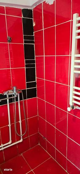 Casă cu 2 camere cu Teren 350 Mp în Roman