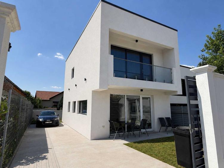 Casă cu 2 camere în Micro 21