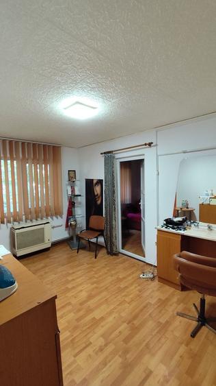 Apartament cu 2 camere nedecomandat în Central