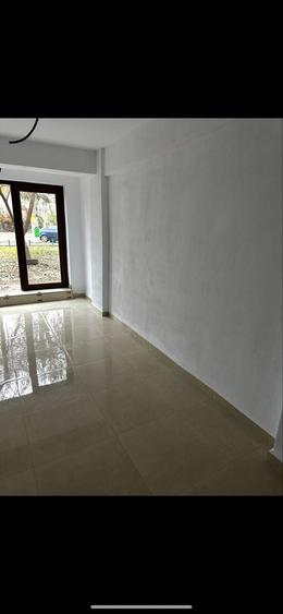 Spațiu comercial, de 60 mp, în Răcari