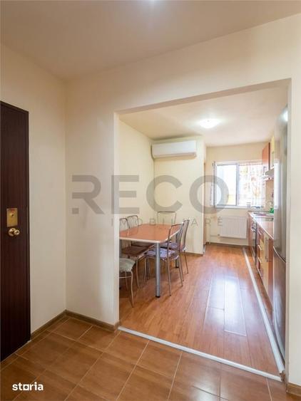 RECO Apartament 3 camere, decomandat, Cantemir - 13