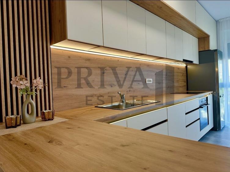 Apartament cu 2 camere decomandat, mobilat în Ultracentral