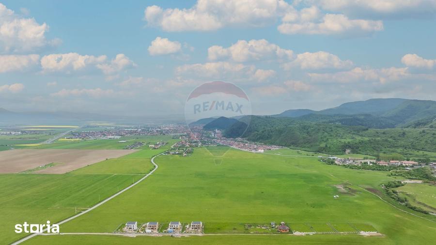 Teren de 3400 mp, în Central