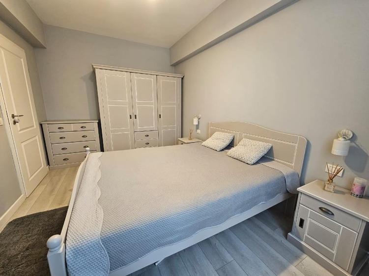 Apartament cu 2 camere, mobilat în Cișmigiu