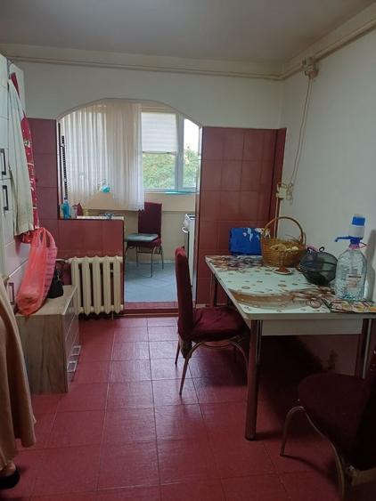Apartament semidecomandat în Lujerului