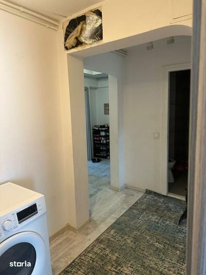 Apartament cu 3 camere decomandat în 1 Mai