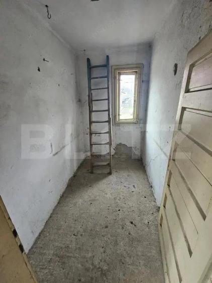 Casă cu 3 camere cu Teren 300 Mp în Mihoești