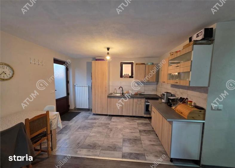 Casă cu 5 camere cu Teren 238 Mp în Central