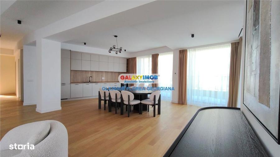 Apartament cu 4 camere în Central