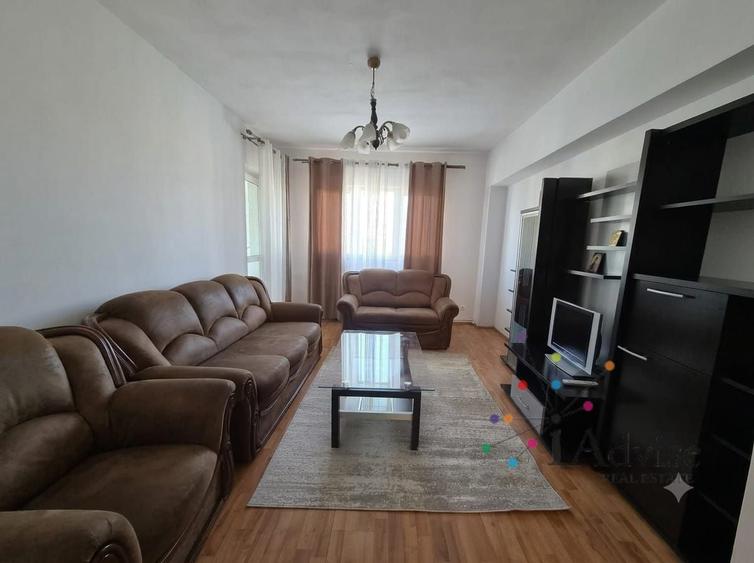 Apartament de 3 Camere pe Două Fețe, cu 2 Băi, 2 Balcoane și 2 Locuri de Parcare - 1