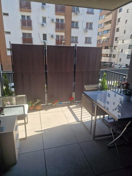 Garsonieră decomandată în Central