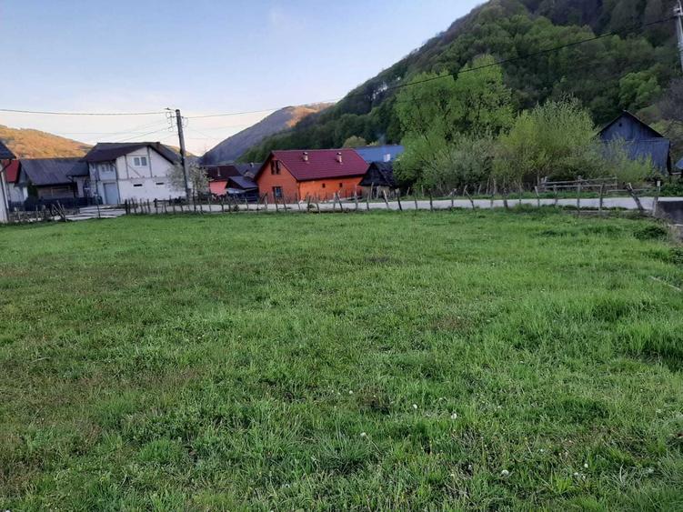 Spațiu comercial, în Telciu