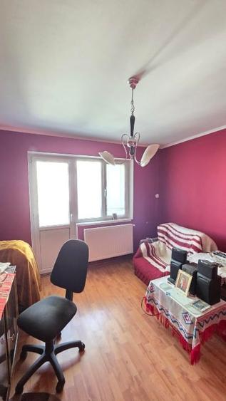 Apartament cu 2 camere decomandat, mobilat în Nord