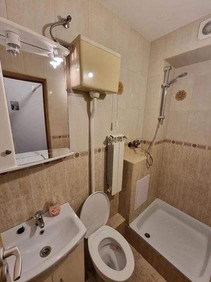 Apartament cu 3 camere decomandat în Nord