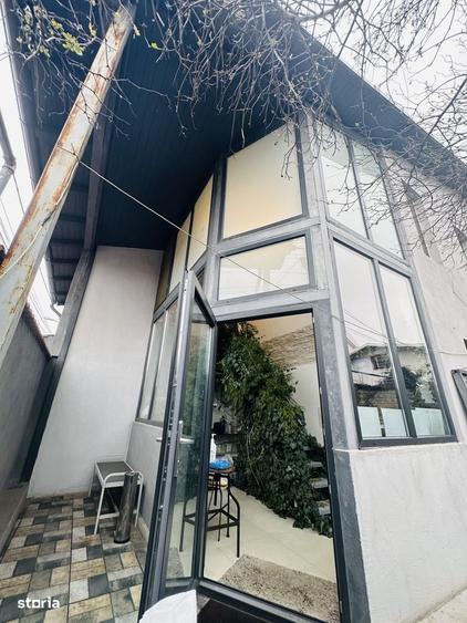 Casă cu 4 camere în Central
