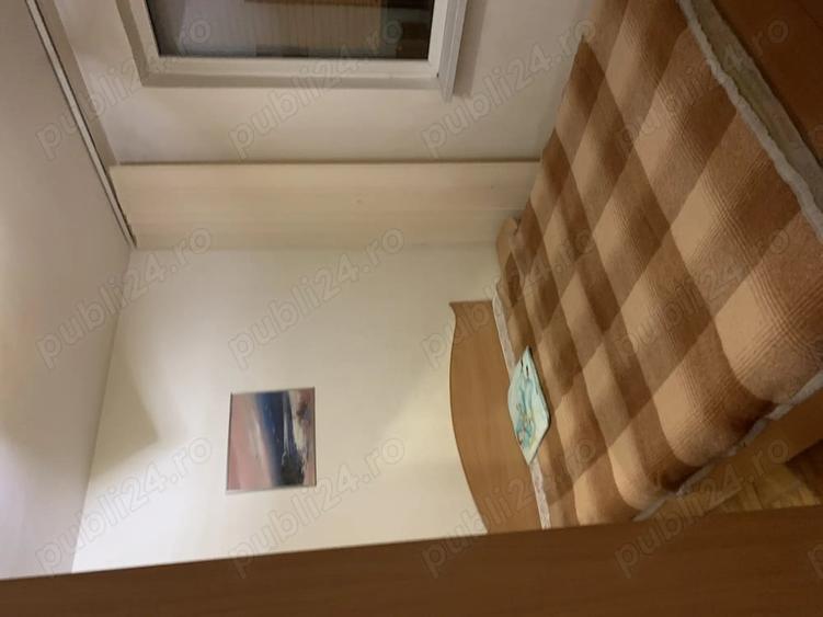 Apartament cu 3 camere decomandat în Sud