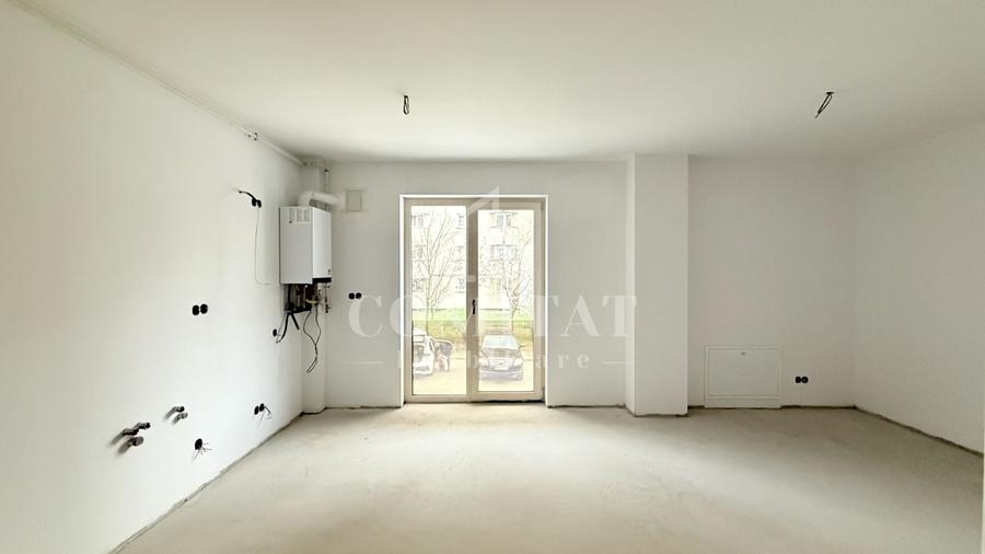 Apartament cu 2 camere semidecomandat în Mărăști