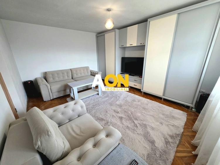 Apartament cu 2 camere decomandat în Cetate